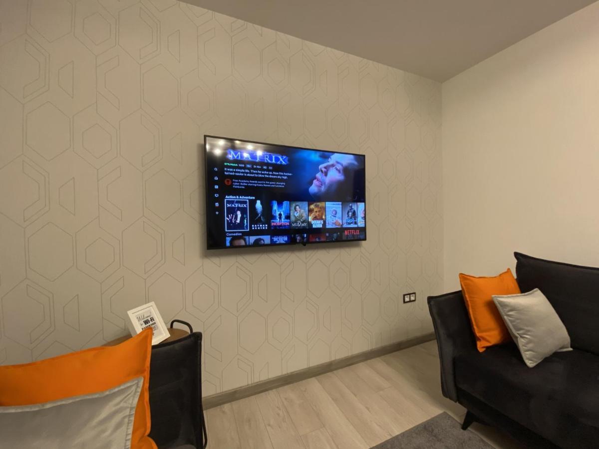 Comfy 2 Room Apartment - Free Parking - 350Mbps Wifi - Netflix Kaunas Exterior photo