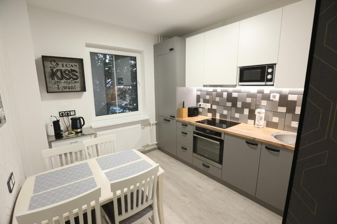Comfy 2 Room Apartment - Free Parking - 350Mbps Wifi - Netflix Kaunas Exterior photo